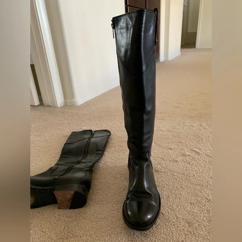 Frye Melissa Button 2 Riding Leather Knee-High Riding Boots Size 8